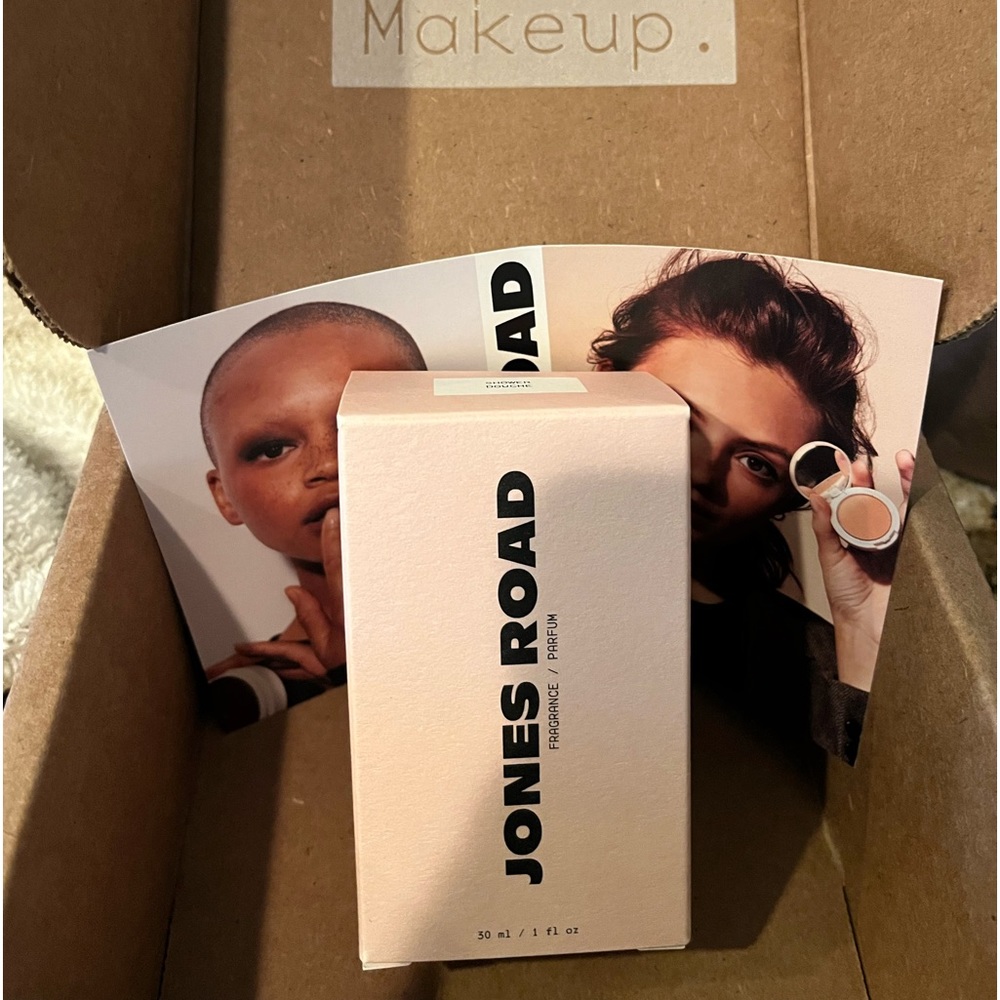 New Jones Rhodes ShowerParfu